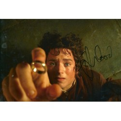 Elijah Wood autograph 3 (The Lord of the Rings)