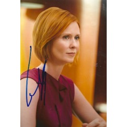 Cynthia Nixon autograph (Sex and the City)