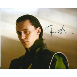 Tom Hiddleston autograph 2 (Thor; The Avengers)
