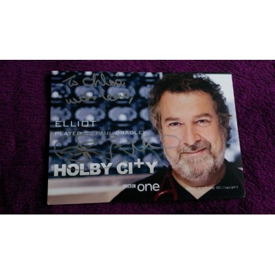 Paul Bradley autograph (Holby City)