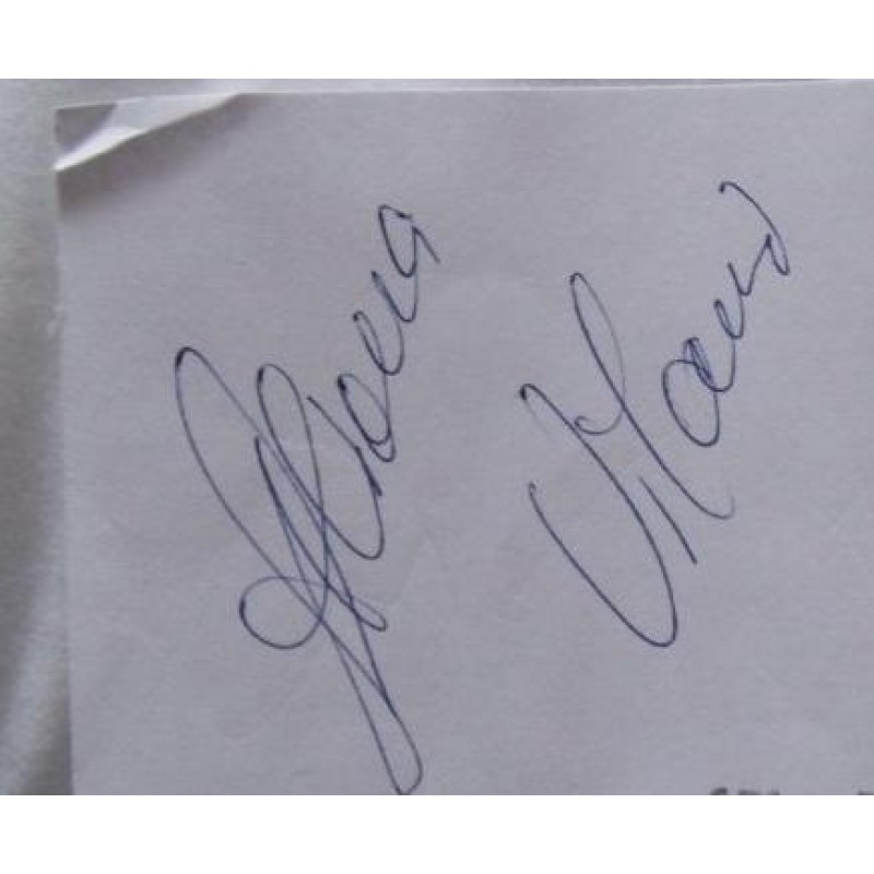Aliona Vilani autograph