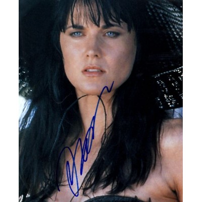 Lucy Lawless autograph (Xena: Warrior Princess)