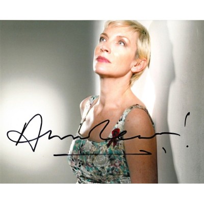Annie Lennox autograph (Eurhythmics)