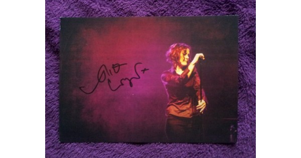 Alison Moyet autograph