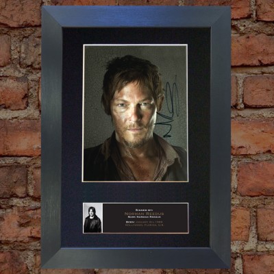 Norman Reedus Pre-Printed autograph (The Walking Dead)