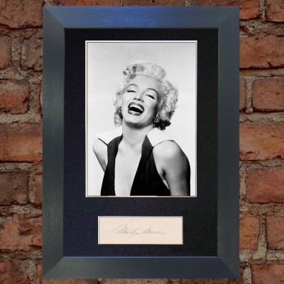 Marilyn Monroe Pre-Printed Autograph (The Seven Year Itch)