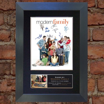 Modern Family cast Pre-Printed Autograph