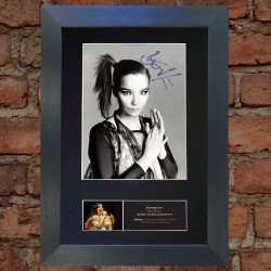 Bjork Pre-Printed autograph