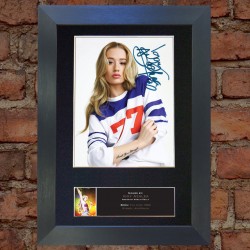 Iggy Azalea Pre-Printed Autograph