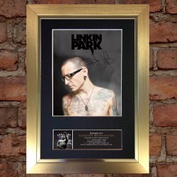 Chester Bennington Pre-Printed Autograph (Linkin Park)