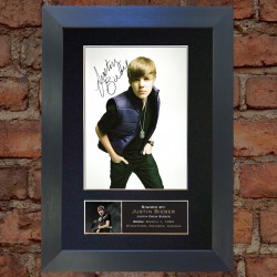 Justin Bieber Pre-Printed Autograph 3