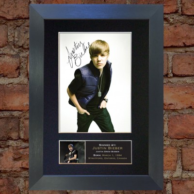 Justin Bieber Pre-Printed Autograph 3