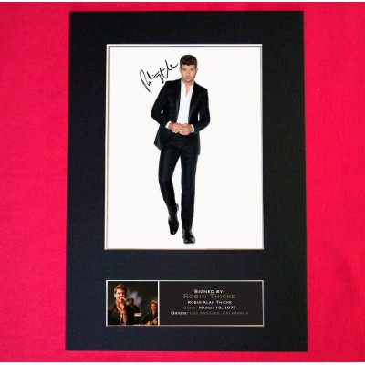 Robin Thicke Pre-Printed Autograph