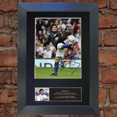 Diego Maradona Pre-Printed autograph (Argentina)