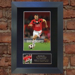 Ryan Giggs Pre-Printed Autograph (Man United)