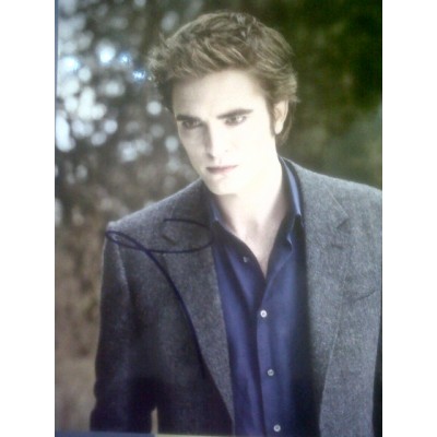 Robert Pattinson autograph 3 (Twilight)