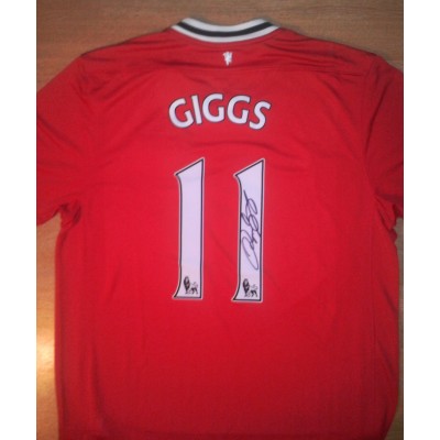 Ryan Giggs Signed Man United Shirt