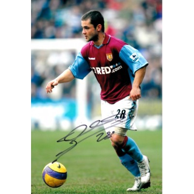 Shaun Maloney autograph (Aston Villa)