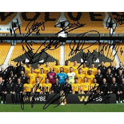 Wolverhampton Wanderers F.C. 19/20 team autograph (Wolves)