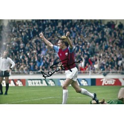 Alan Taylor autograph AFTAL (West Ham)