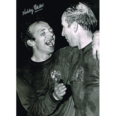 Nobby Stiles autograph (England; Manchester United)