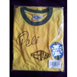 Pelé Signed Football Shirt 2 (Brazil)