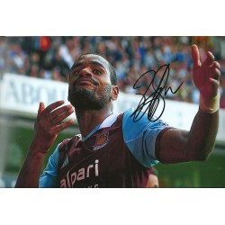 Ricardo Vaz Te autograph (West Ham)