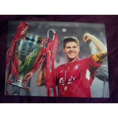 Steven Gerrard autograph (Liverpool; England)