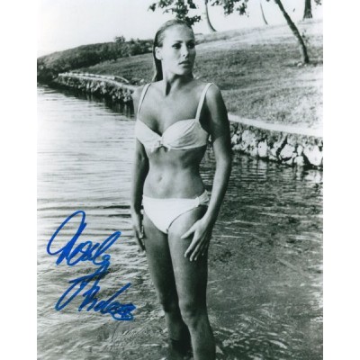 Ursula Andress Dr No Honey ryder autograph (Bond)