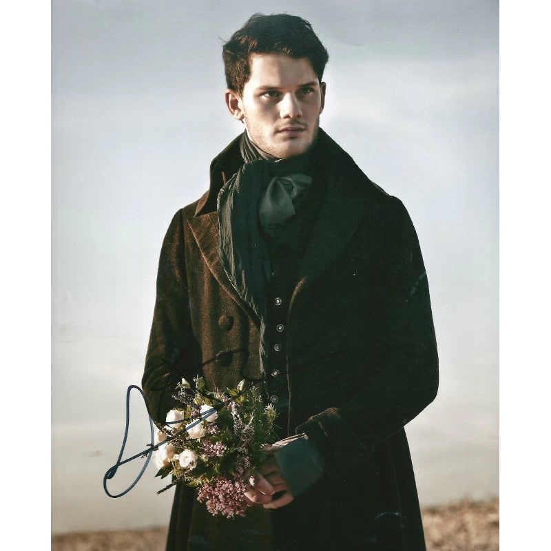 Jeremy Irvine autograph