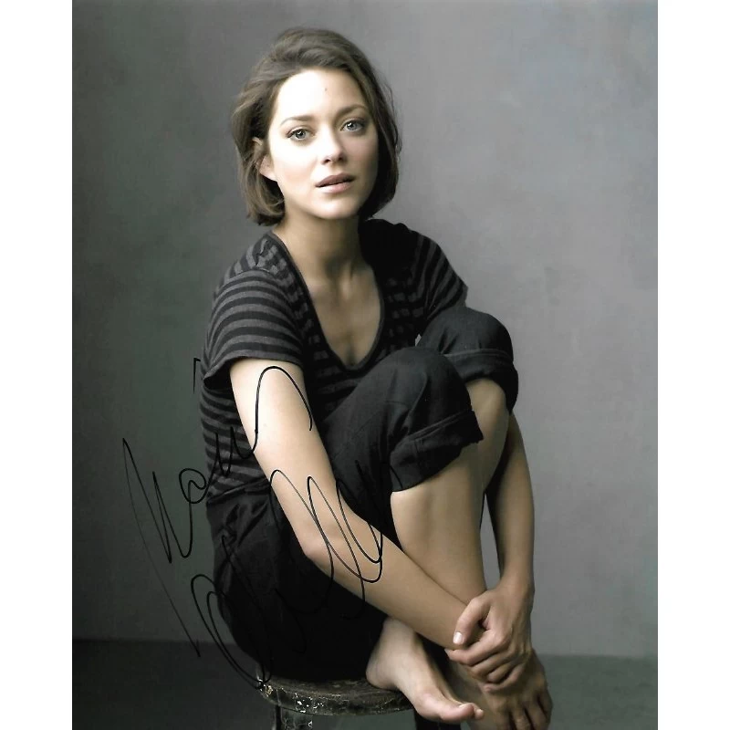 Marion Cotillard autograph