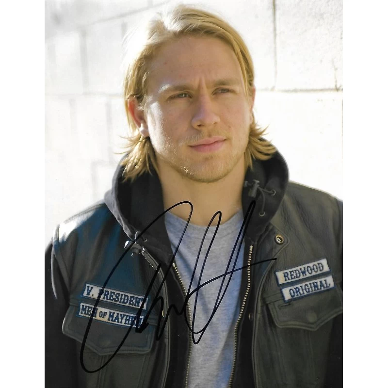 Charlie Hunnam autograph