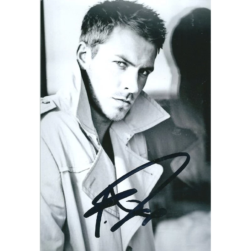 Ashley Taylor Dawson autograph