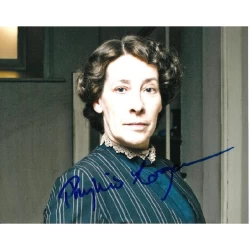 Phyllis Logan autograph