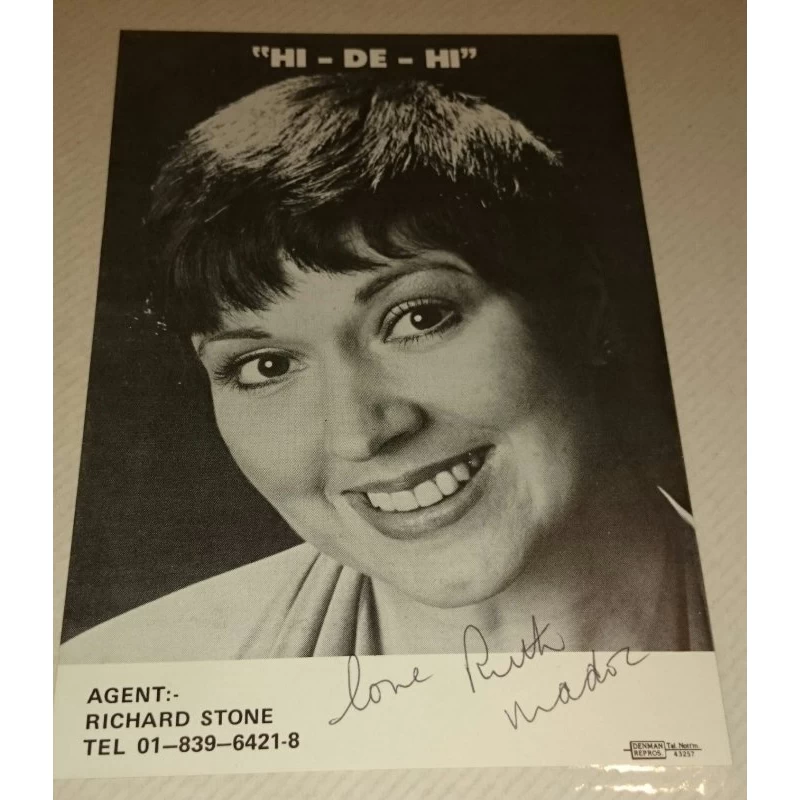 Ruth Madoc autograph