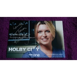 Tina Hobley autograph