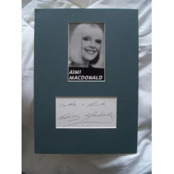 Aimi MacDonald autograph