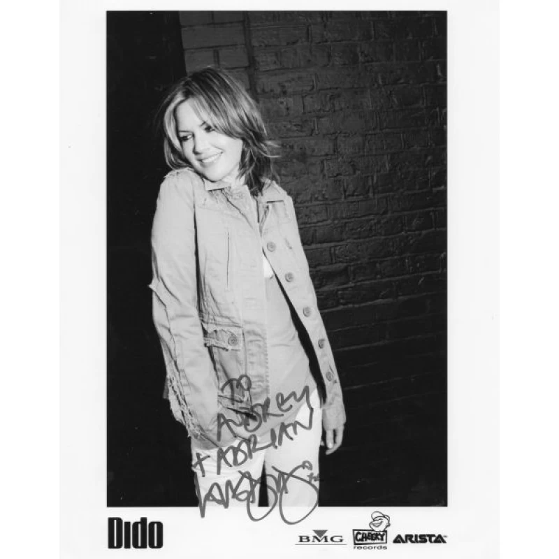 Dido autograph