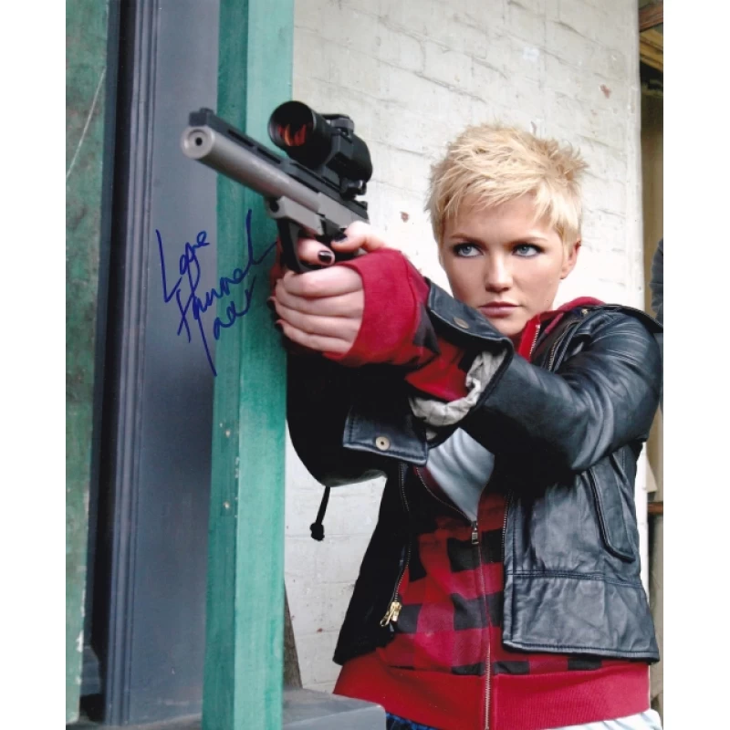 Hannah Spearritt autograph