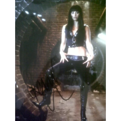 Lucy Lawless autograph AFTAL (Xena: Warrior Princess)