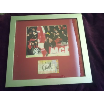 Eric Cantona autograph AFTAL 1 (Man Utd; France)
