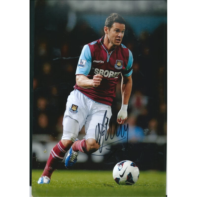 Matt Jarvis autograph